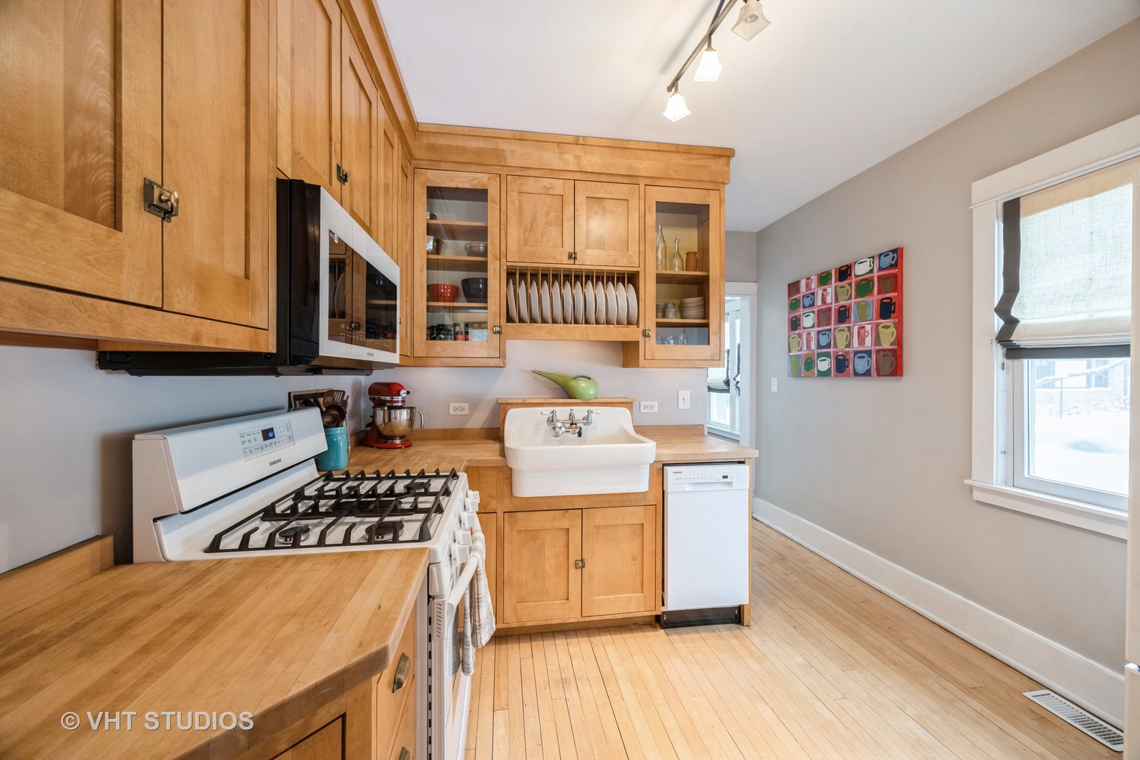 801 Mapleton Avenue Oak Park, IL 60302 - Photo 12 of 29