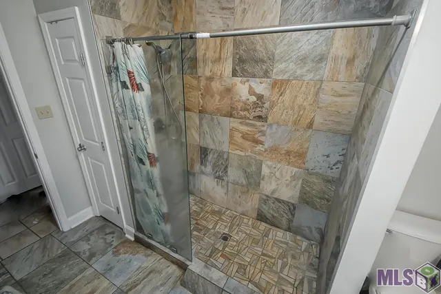 $350,000 | 11637 Pine Street, Walker, LA 70785