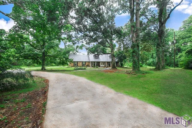 $350,000 | 11637 Pine Street, Walker, LA 70785