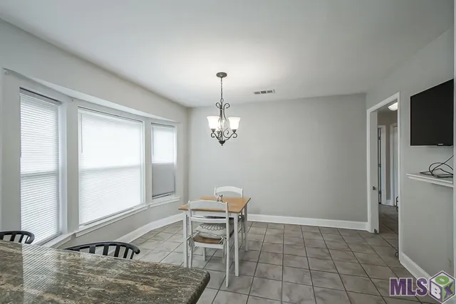 $350,000 | 11637 Pine Street, Walker, LA 70785