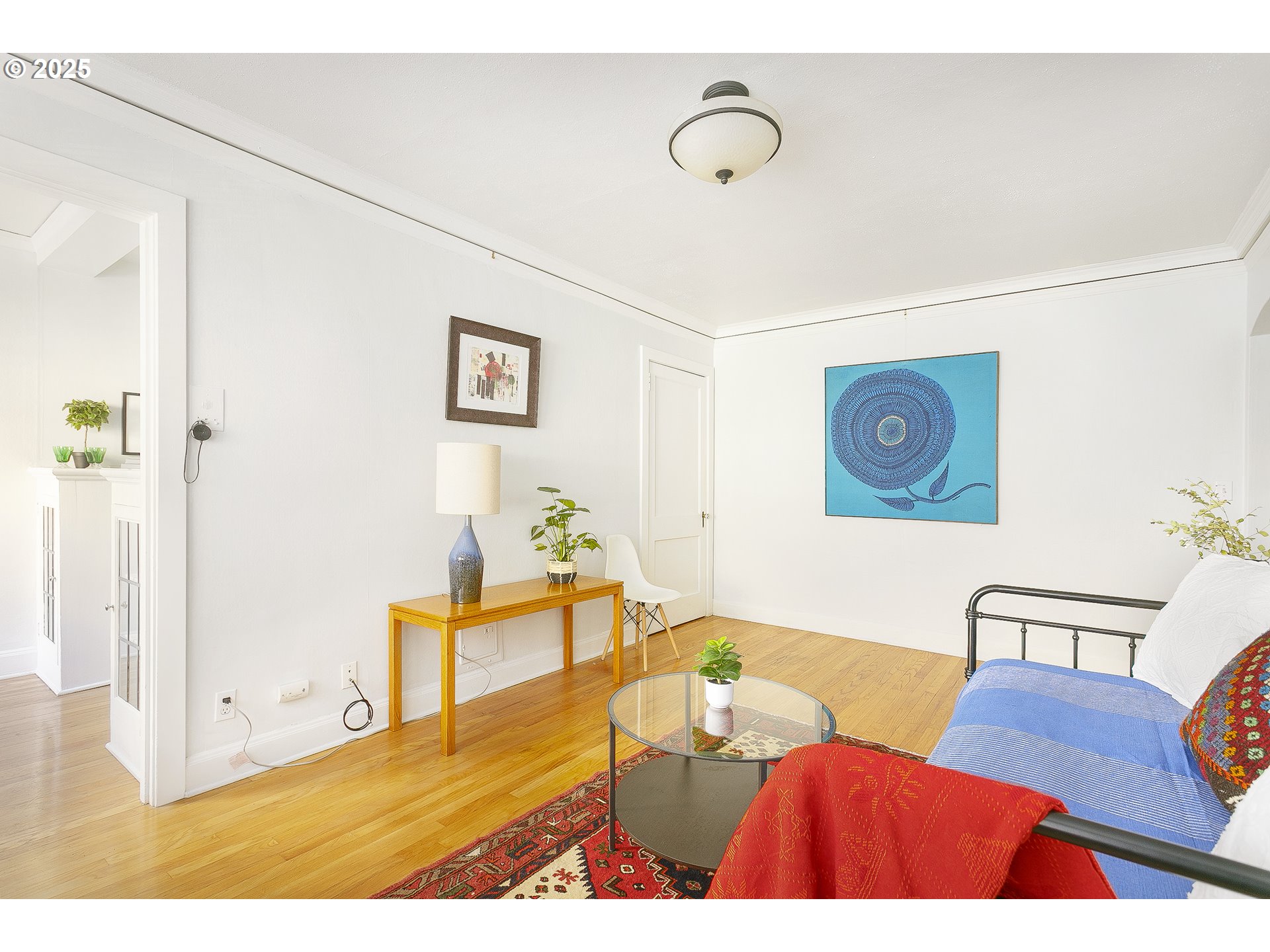 709 Southwest 16th Avenue, Unit 203 Portland, OR 97205 - Photo 5 of 16 a living room with furniture