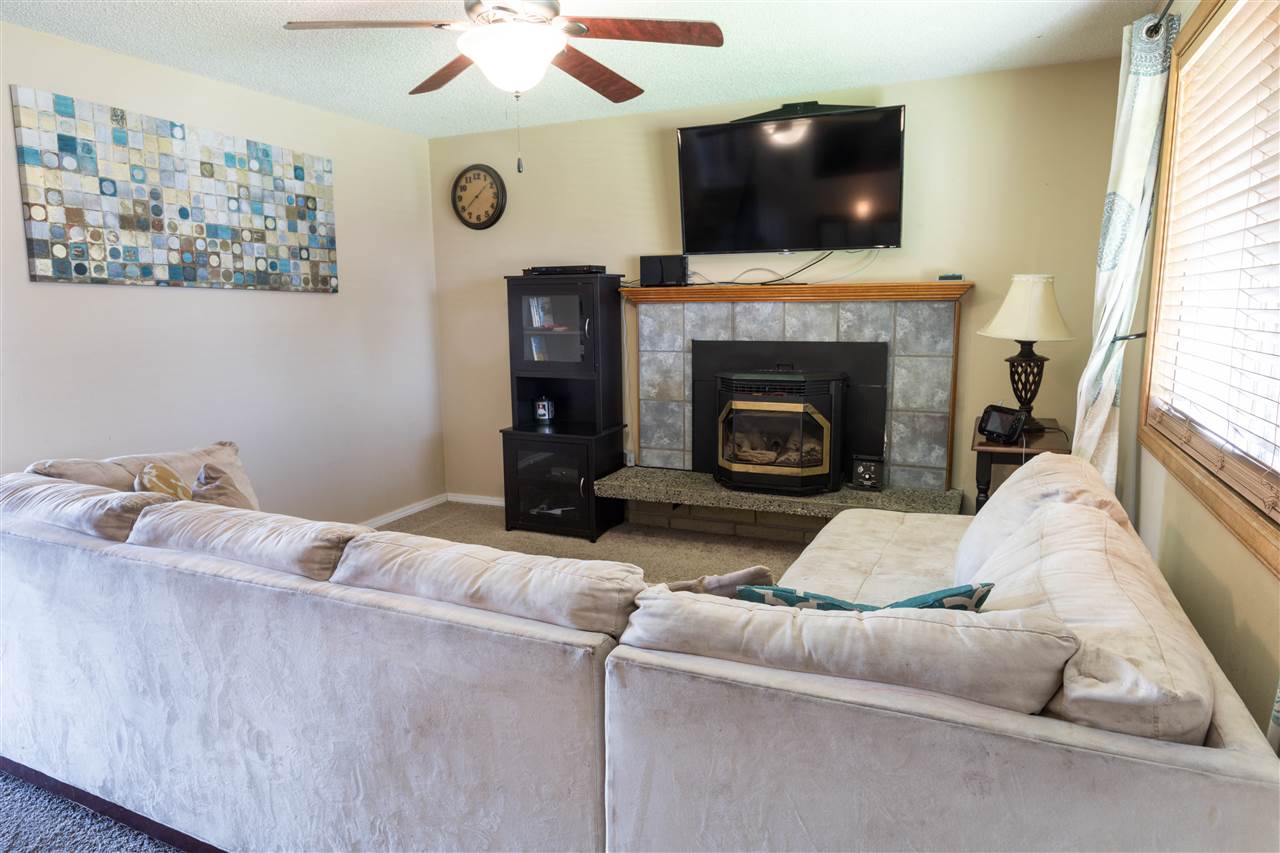 610 North Moore Road Spokane Valley, WA 99037 - Photo 2 of 20
