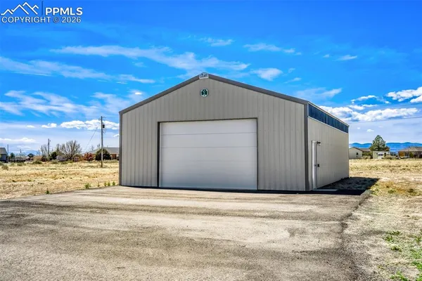 $560,000 | 555 North Verbena Drive, Pueblo, CO 81007