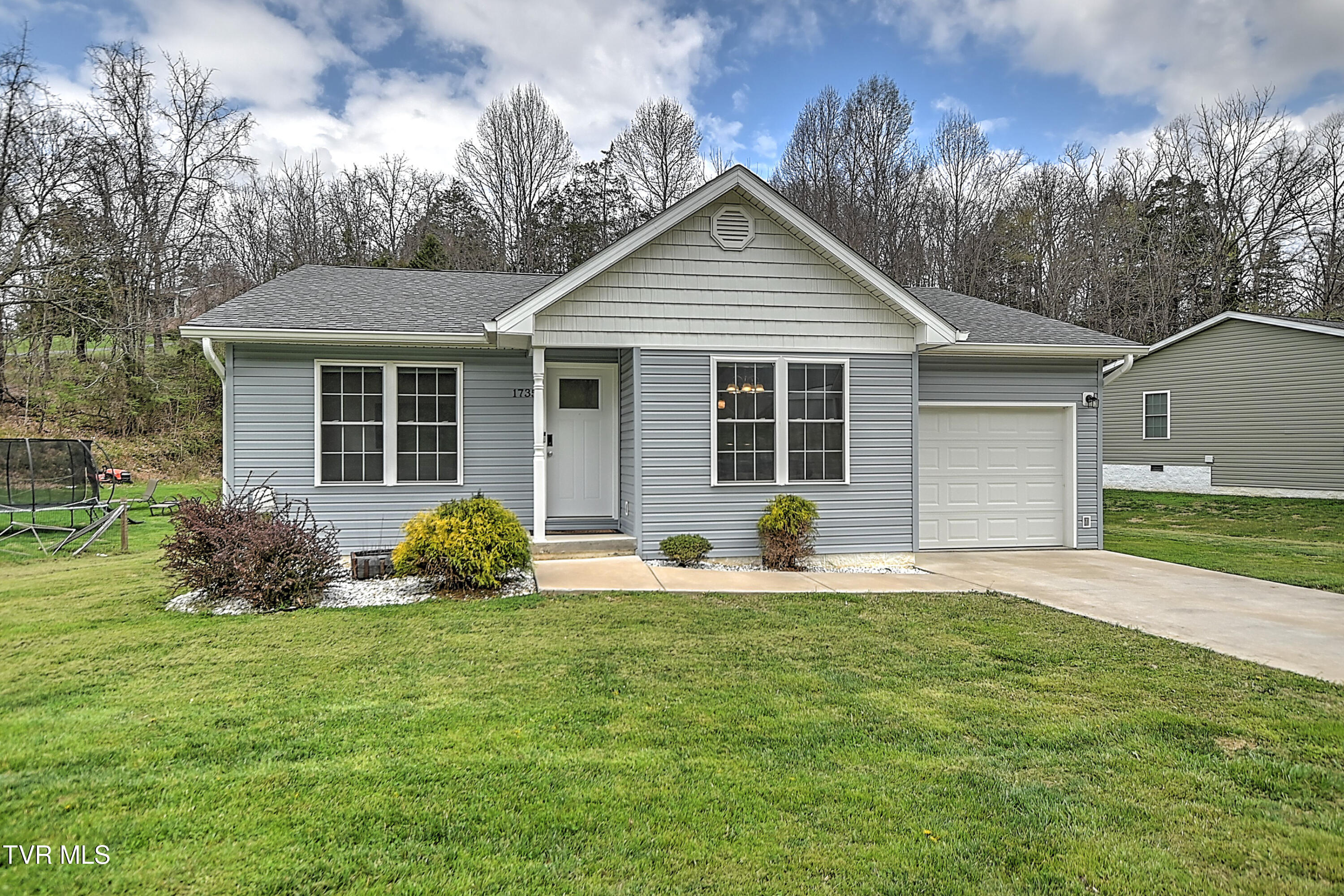 1735 Southside Road Elizabethton, TN 37643 - Photo 1 of 53 1735 Southside GM