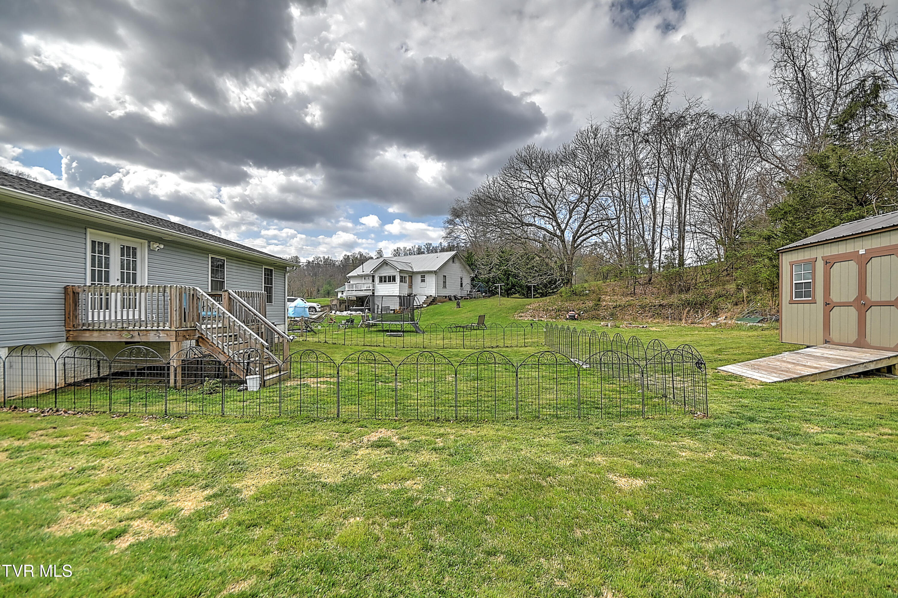 1735 Southside Road Elizabethton, TN 37643 - Photo 36 of 53 1735 Southside GM-39