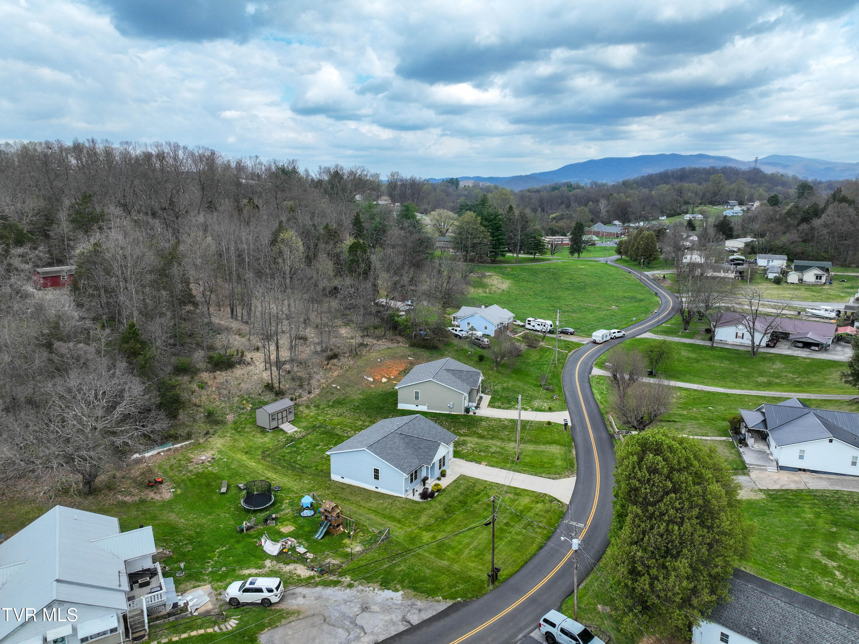 1735 Southside Road Elizabethton, TN 37643 - Photo 41 of 53 1735 Southside Rd Drone GEMMA