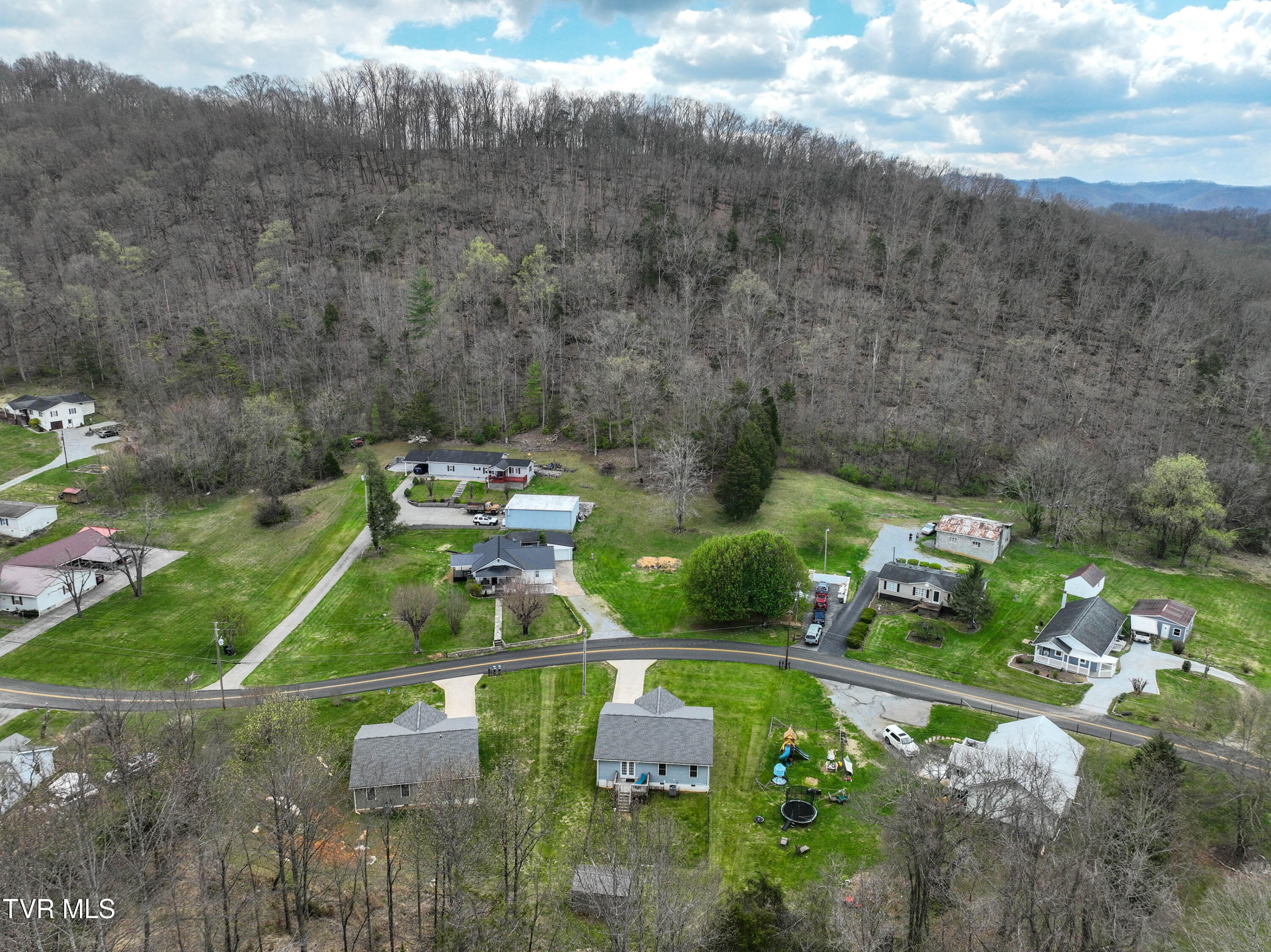 1735 Southside Road Elizabethton, TN 37643 - Photo 47 of 53 1735 Southside Rd Drone GEMMA-6