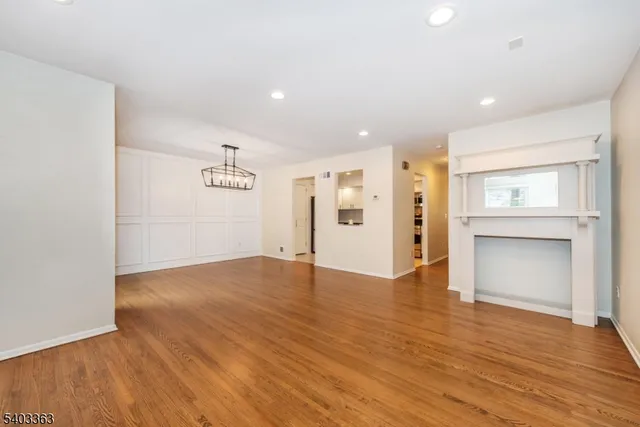 $555,000 | 44 Littlewood Court, Wayne, NJ 07470