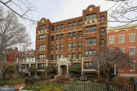 $265,000 | 644 Massachusetts Avenue Northeast, Unit 206, Washington, DC 20002