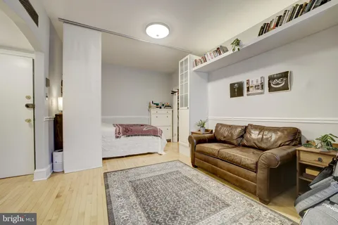 $265,000 | 644 Massachusetts Avenue Northeast, Unit 206, Washington, DC 20002
