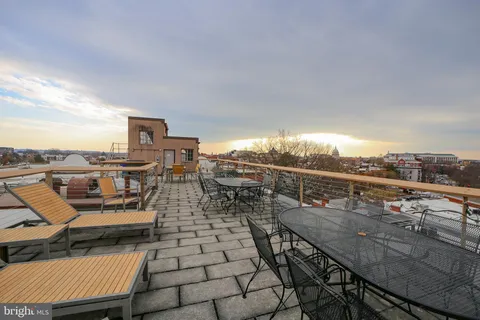 $265,000 | 644 Massachusetts Avenue Northeast, Unit 206, Washington, DC 20002