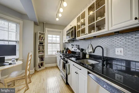 $265,000 | 644 Massachusetts Avenue Northeast, Unit 206, Washington, DC 20002