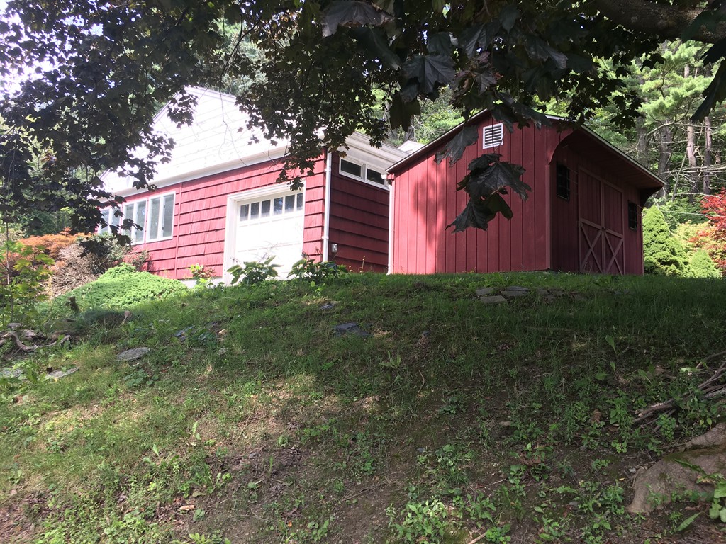 27 Fox Hill Road Bernardston, MA 01337 - Photo 4 of 20 Gallery Image 4