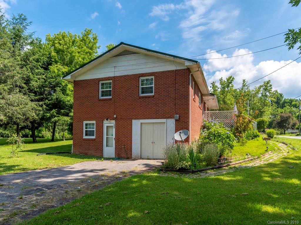 25 Thompson Cove Road Clyde, NC 28721 - Photo 12 of 14