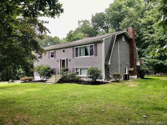 35 Oak Ridge Road Bethel, CT 06801 - Photo 1 of 1 Gallery Image 1
