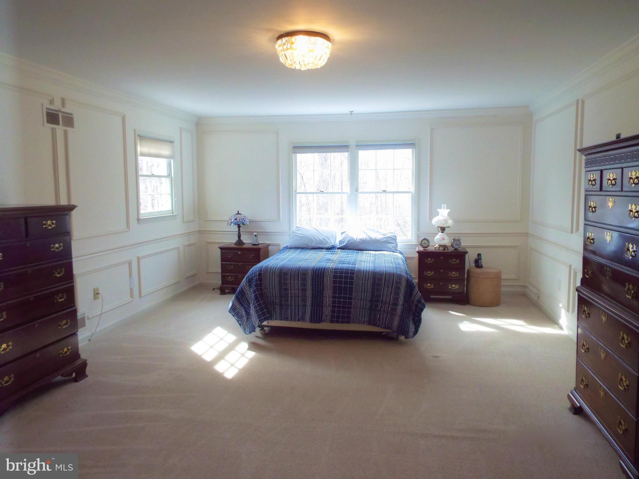 11611 Beall Mountain Road Potomac, MD 20854 - Photo 23 of 30 Bedroom (Master)