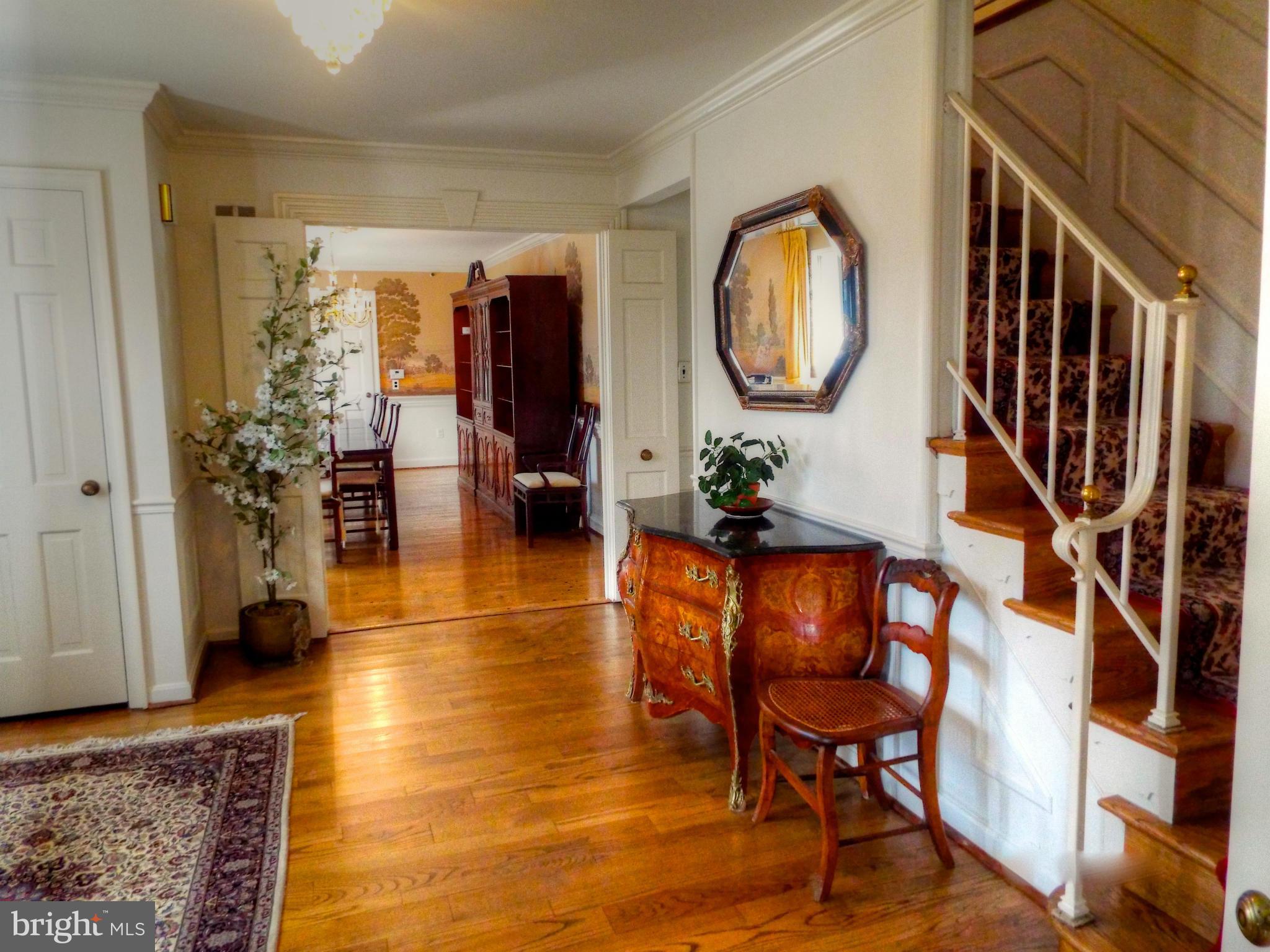 11611 Beall Mountain Road Potomac, MD 20854 - Photo 4 of 30 Interior (General)