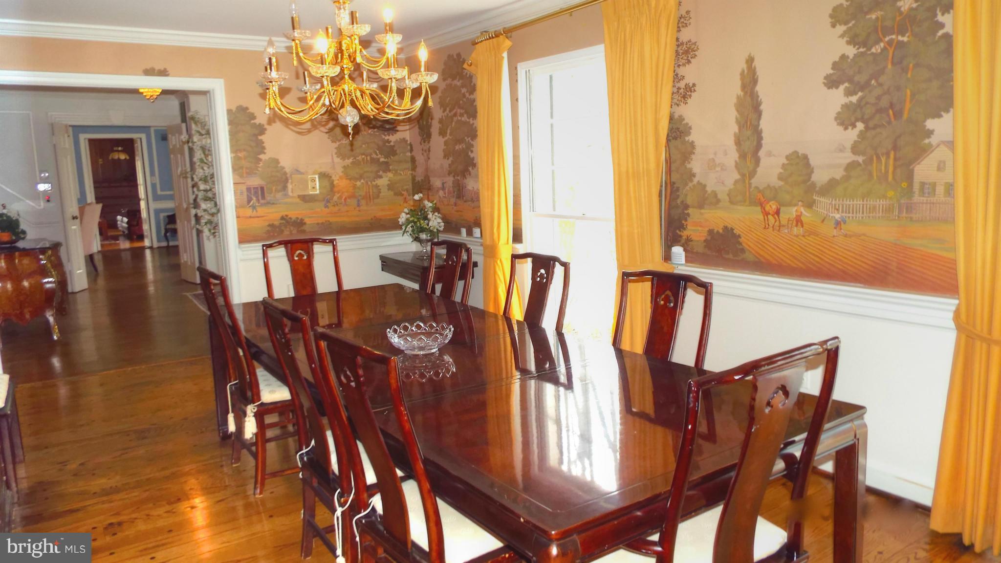 11611 Beall Mountain Road Potomac, MD 20854 - Photo 9 of 30 Dining Room