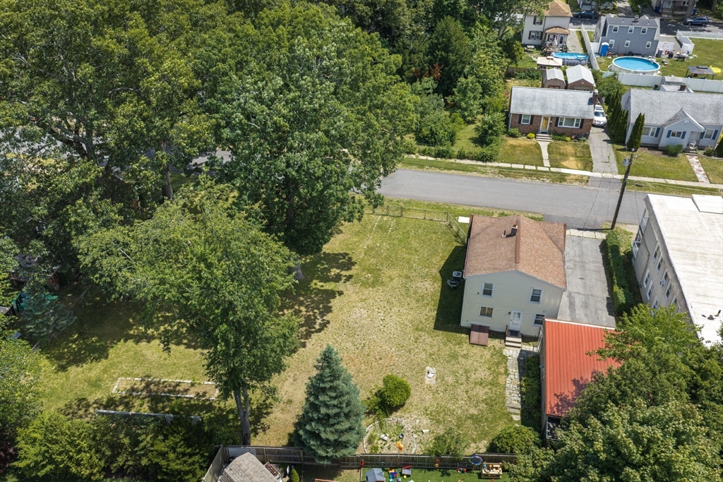 25 Prince Avenue West Springfield, MA 01089 - Photo 27 of 31