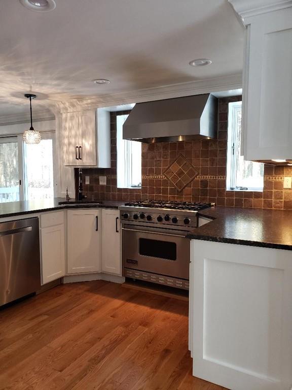 107 Haverhill Road Topsfield, MA 01983 - Photo 6 of 36