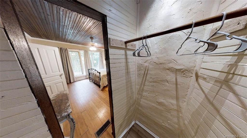 946 Old Fort Road Fairview, NC 28730 - Photo 20 of 44 Gallery Image 20