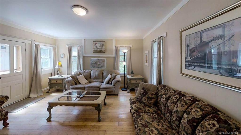 946 Old Fort Road Fairview, NC 28730 - Photo 27 of 44 Gallery Image 27