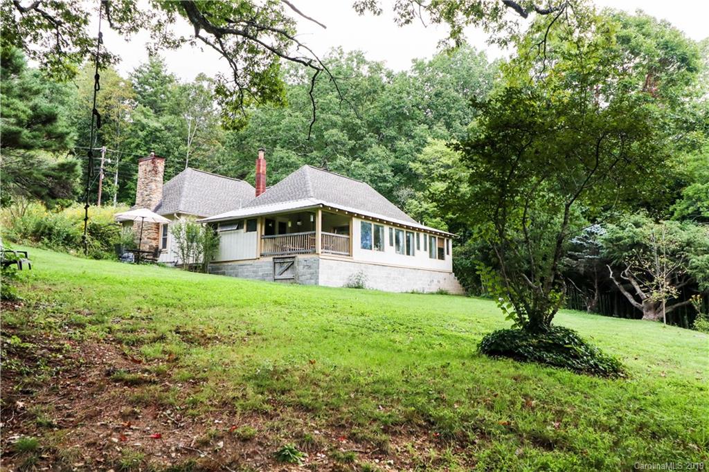 946 Old Fort Road Fairview, NC 28730 - Photo 28 of 44 Gallery Image 28