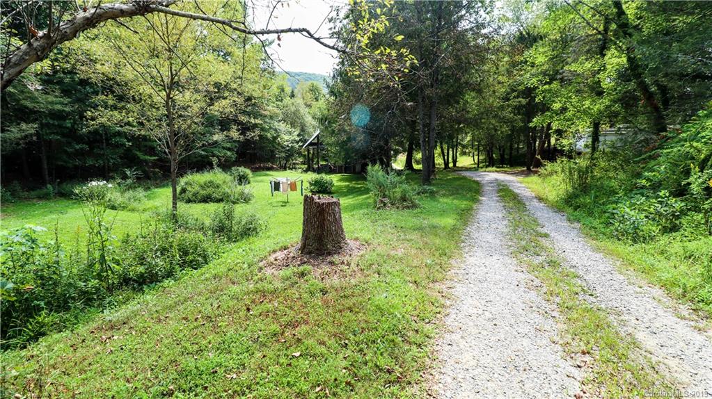 946 Old Fort Road Fairview, NC 28730 - Photo 32 of 44 Gallery Image 32