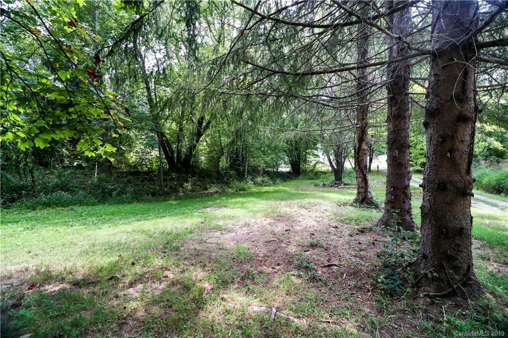 946 Old Fort Road Fairview, NC 28730 - Photo 35 of 44 Gallery Image 35