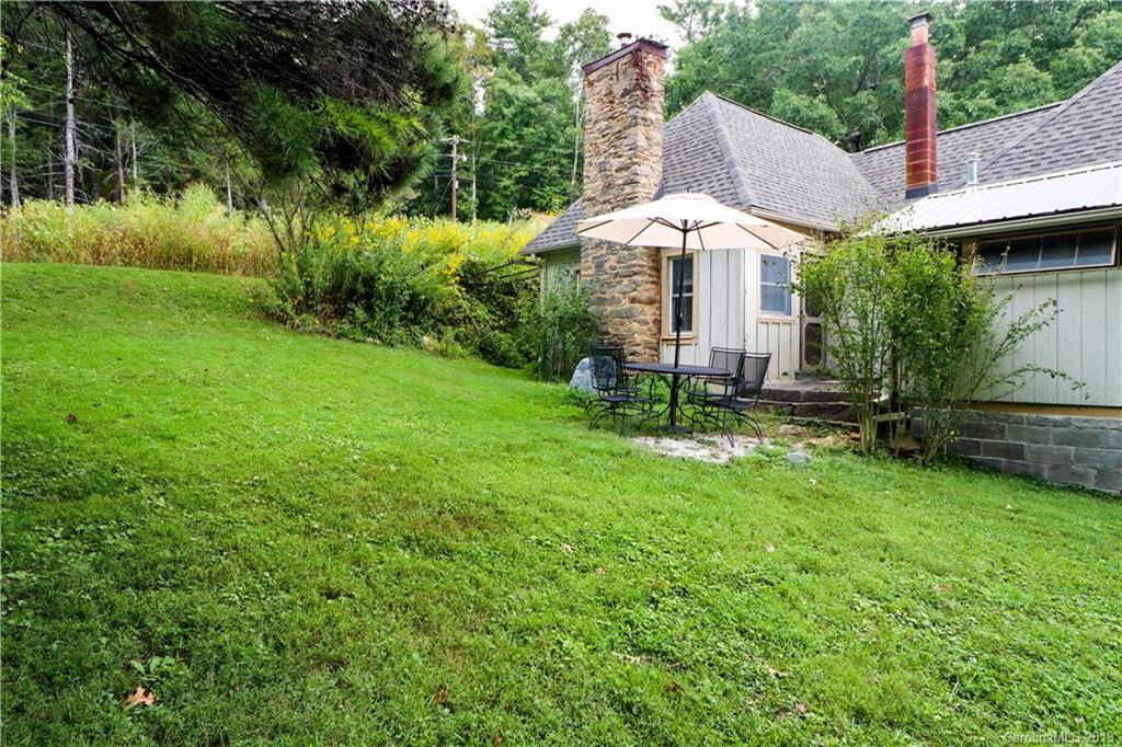 946 Old Fort Road Fairview, NC 28730 - Photo 38 of 44 Gallery Image 38