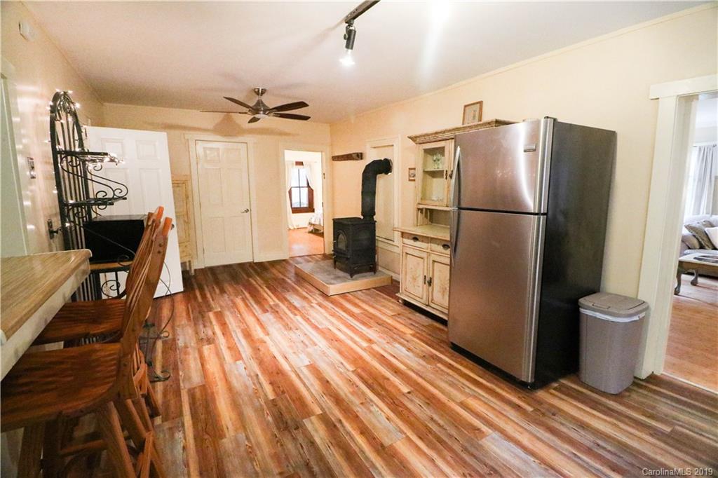 946 Old Fort Road Fairview, NC 28730 - Photo 42 of 44 Gallery Image 42