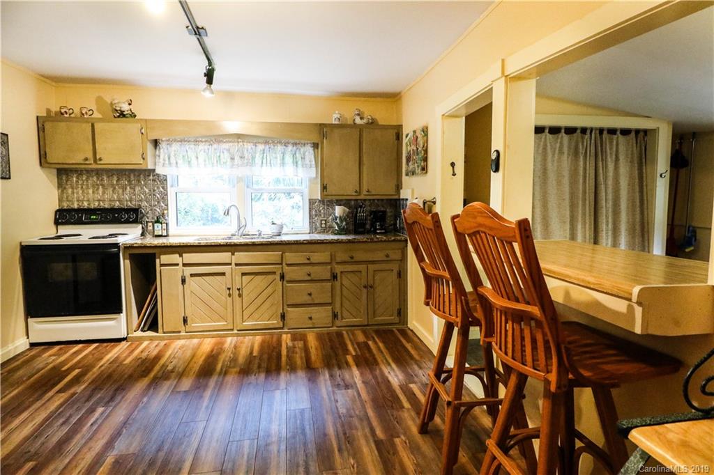 946 Old Fort Road Fairview, NC 28730 - Photo 43 of 44 Gallery Image 43