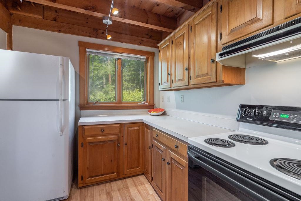 100 Toltec Point Road Moultonborough, NH 03254 - Photo 15 of 40 Gallery Image 15