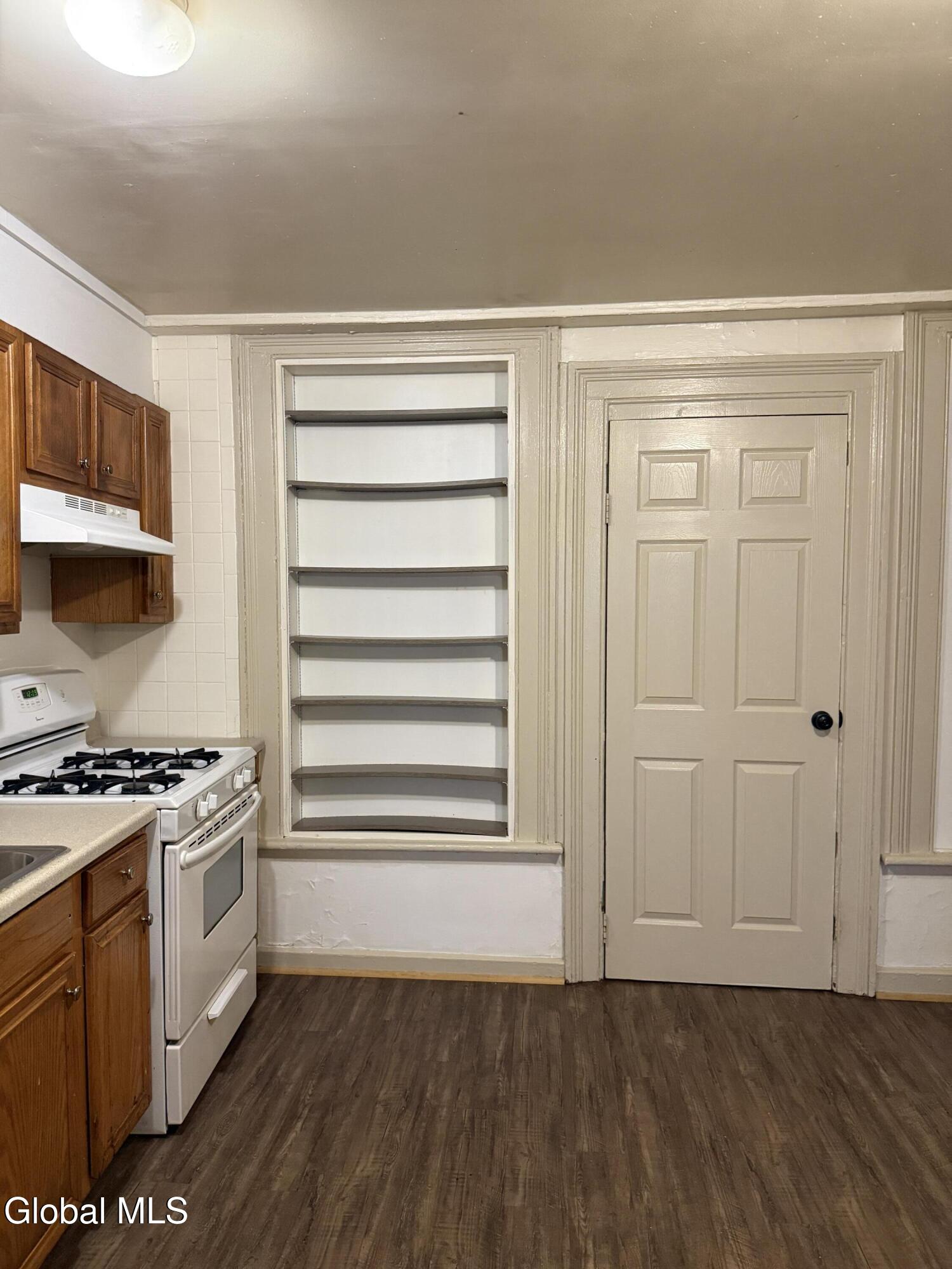 55 Ten Broeck Street, Unit GARDEN A Albany, NY 12210 - Photo 6 of 21 IMG_4438