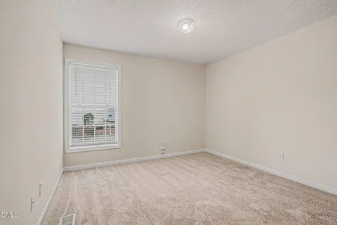 $500,000 | 404 Ravenstone Drive, Cary, NC 27518