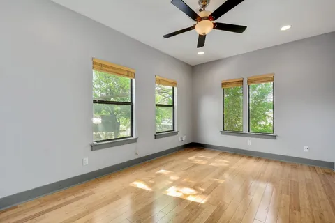 $4,000 | 1203 East 2nd Street, Unit B, Austin, TX 78702