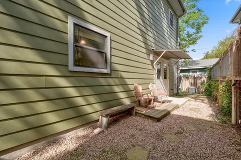 $4,000 | 1203 East 2nd Street, Unit B, Austin, TX 78702