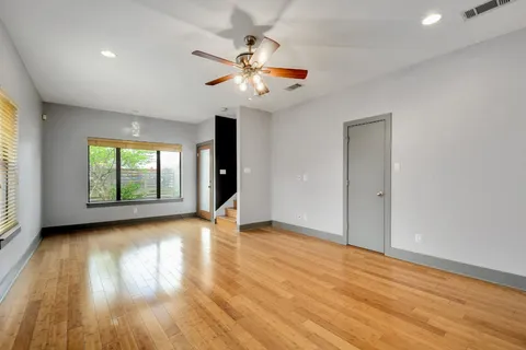 $4,000 | 1203 East 2nd Street, Unit B, Austin, TX 78702