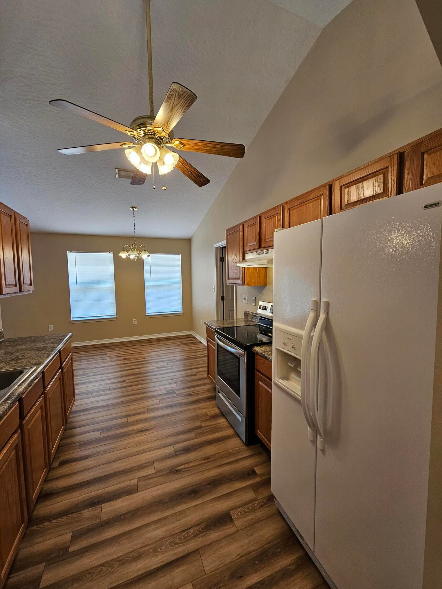 8409 Rynes Circle Navarre, FL 32566 - Photo 11 of 31 Gallery Image 11