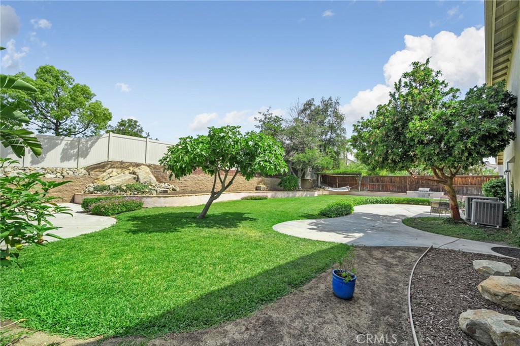 17241 Greentree Drive Riverside, CA 92503 - Photo 45 of 53