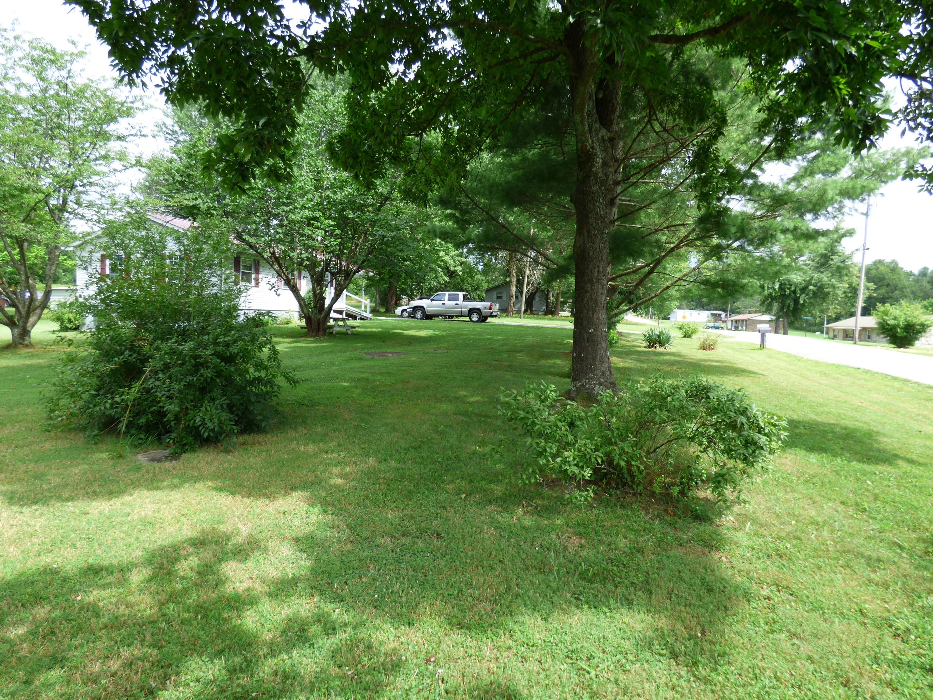 154 Cherry Branch Road Crossville, TN 38571 - Photo 38 of 40 P1030345