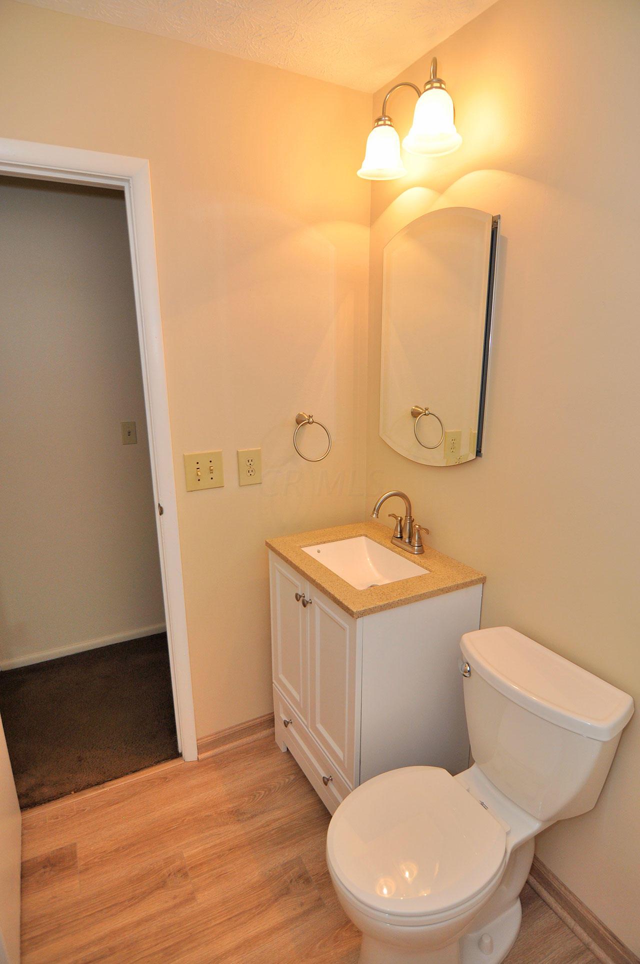 5108 Drivemere Road Hilliard, OH 43026 - Photo 14 of 20 Gallery Image 14