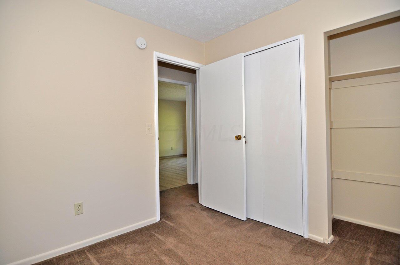 5108 Drivemere Road Hilliard, OH 43026 - Photo 17 of 20 Gallery Image 17
