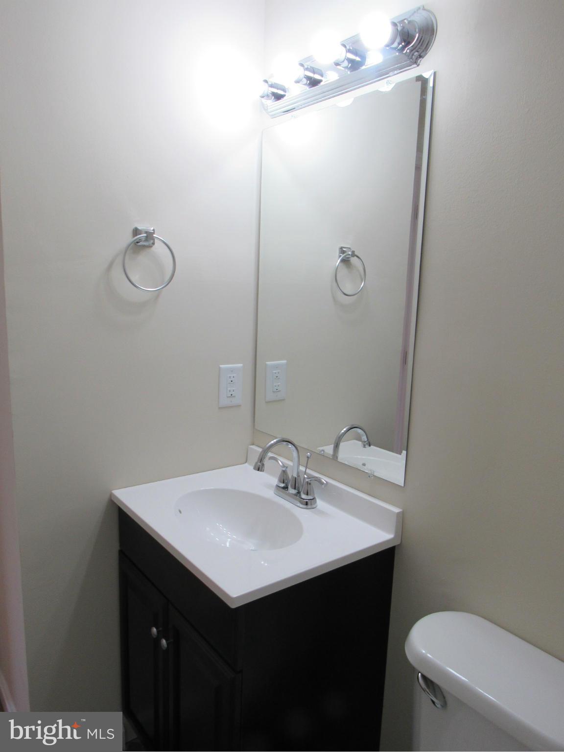 8700 Chestnut Ridge Drive Laurel, MD 20707 - Photo 22 of 30 Bath