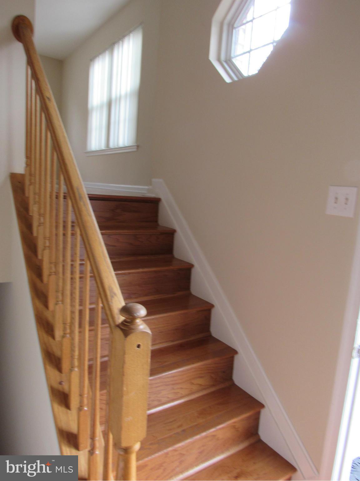 8700 Chestnut Ridge Drive Laurel, MD 20707 - Photo 7 of 30 Interior (General)