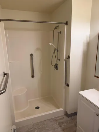 $1,050 | 611 Main Street South, Unit 208, Renville, MN 56284