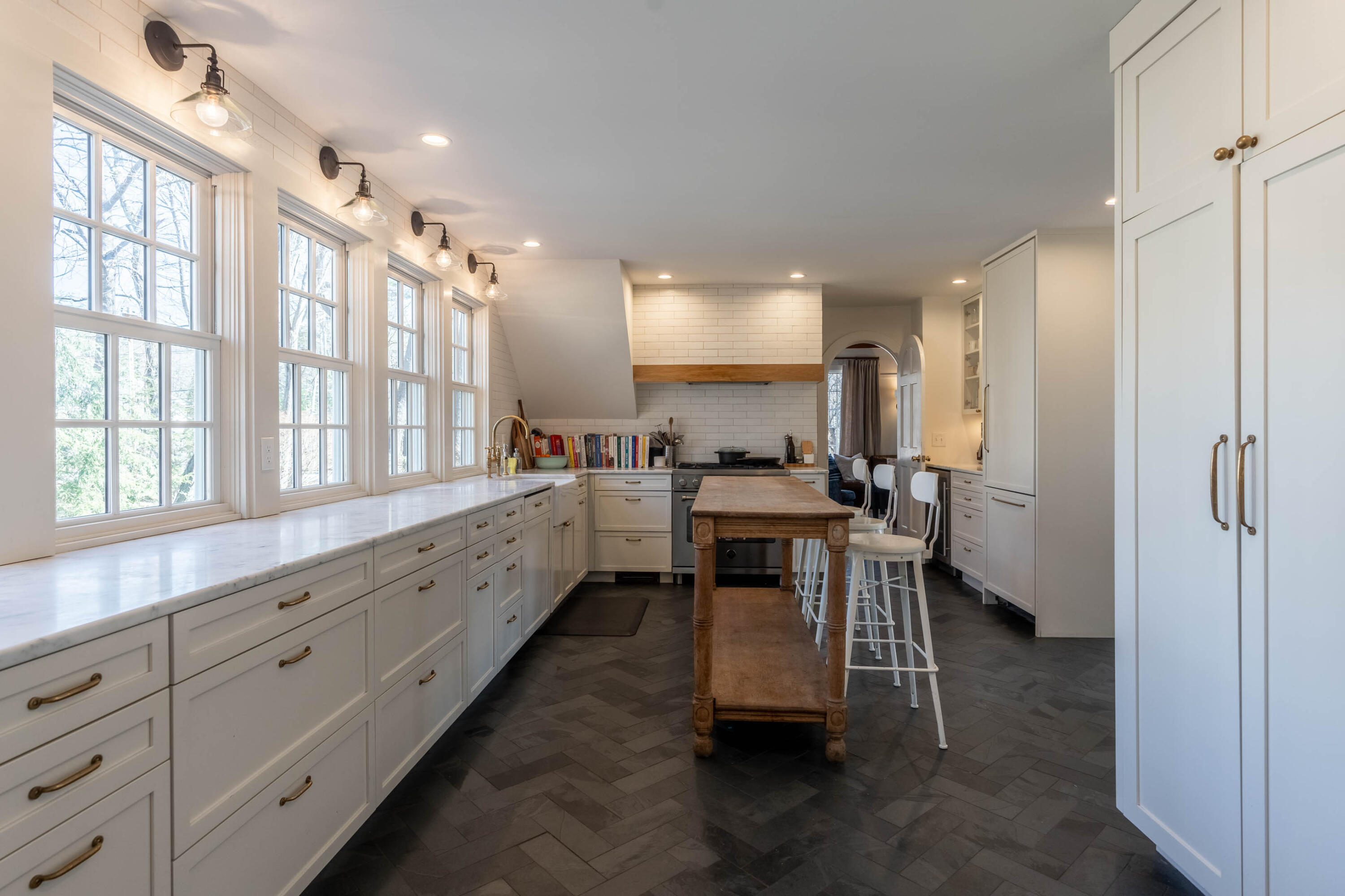34 Foreside Road Cumberland, ME 04110 - Photo 13 of 41 34 Foreside Kitchen