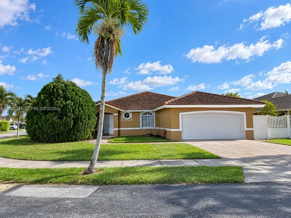 $750,000 | 7851 Southwest 163rd Place, Miami, FL 33193
