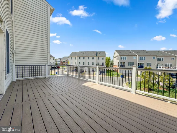 $3,650 | 42365 Pine Forest Drive, Chantilly, VA 20152