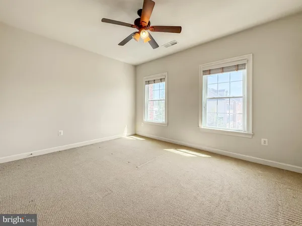 $3,650 | 42365 Pine Forest Drive, Chantilly, VA 20152